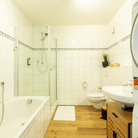 Level22 ! Gross & Modern, Parkplatz, Balkon, Kueche Leverkusen