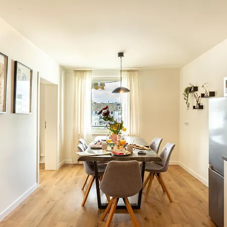 Level22 ! Gross & Modern, Parkplatz, Balkon, Kueche