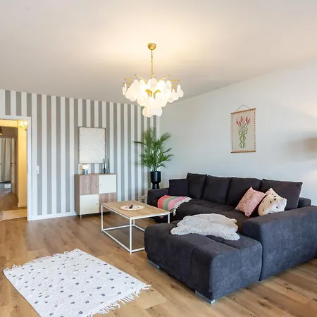 Apartmán Level22 ! Gross & Modern, Parkplatz, Balkon, Kueche