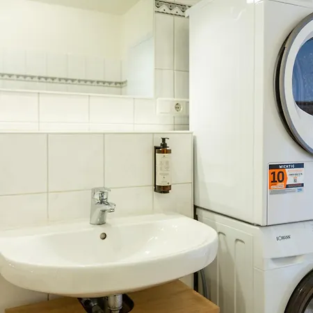 Apartmán Level22 ! Gross & Modern, Parkplatz, Balkon, Kueche Leverkusen